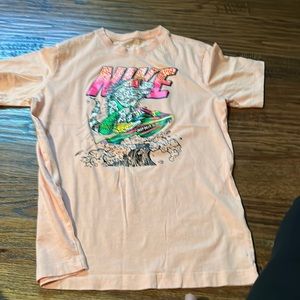 Nike tshirt